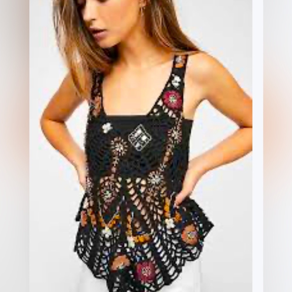 Free People Last Rose
Embroidered Crochet Tank Top XS
